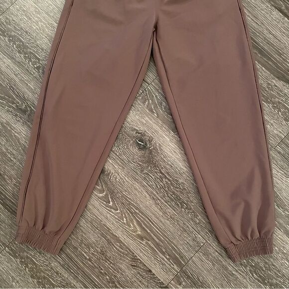 Athleta metropolis jogger  - Picture 2 of 5